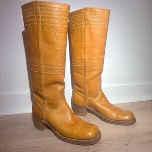 Frye boots Vintage black and gold label